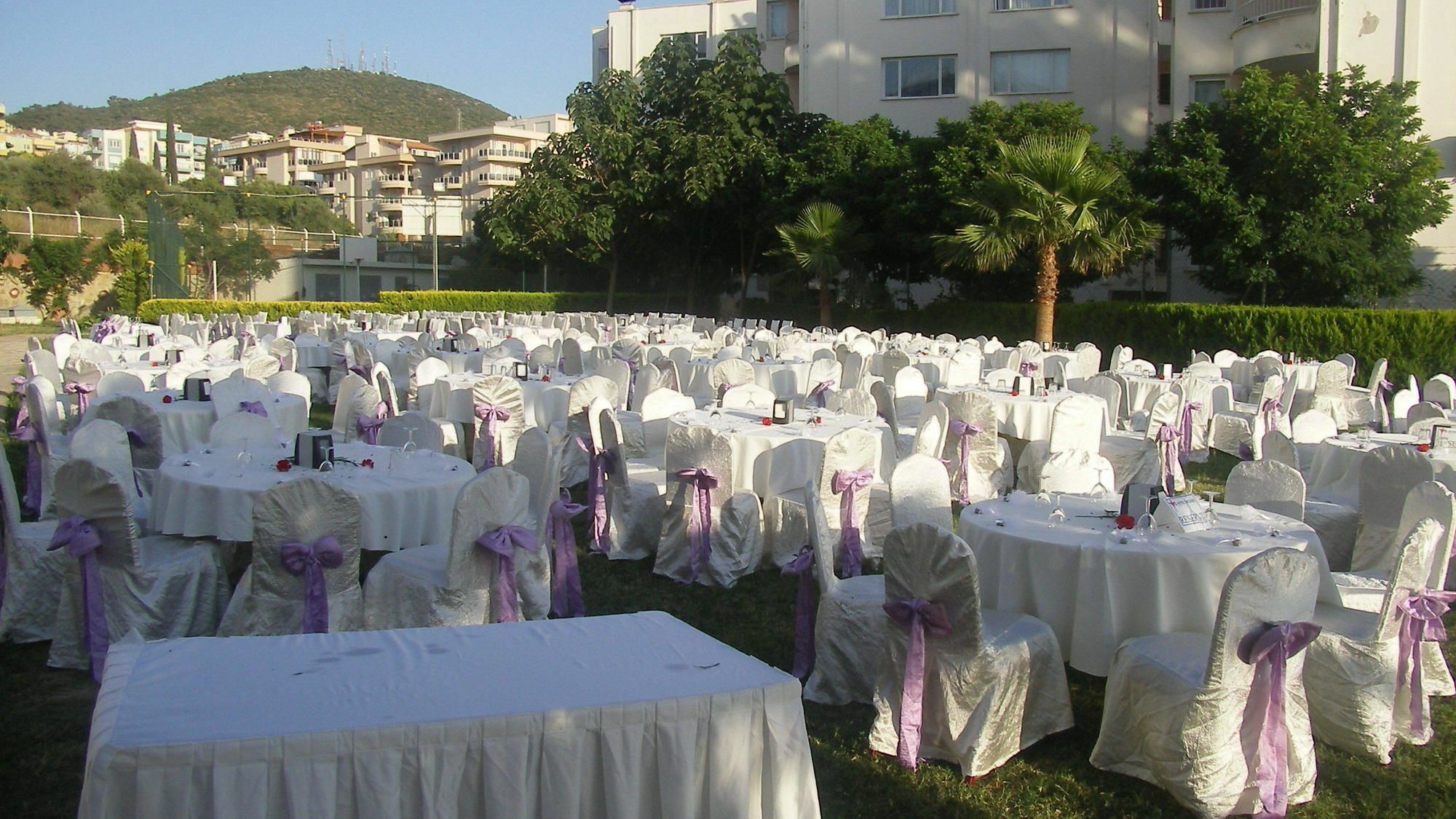 Royal Palace Kusadasi Hotel Exterior photo